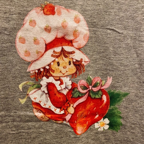 NWOT Strawberry Shortcake tee (M) - Picture 3 of 9